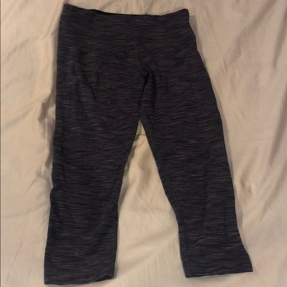 Lulu lemon never worn multicolor purple capris